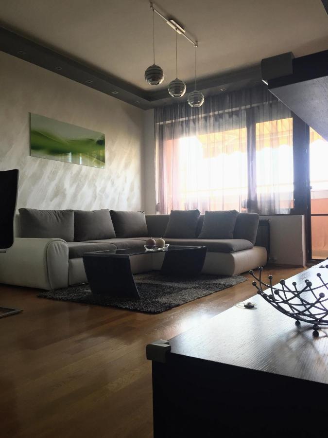 Luxury Panoramic Seaside Apartment Burgas City Exterior foto